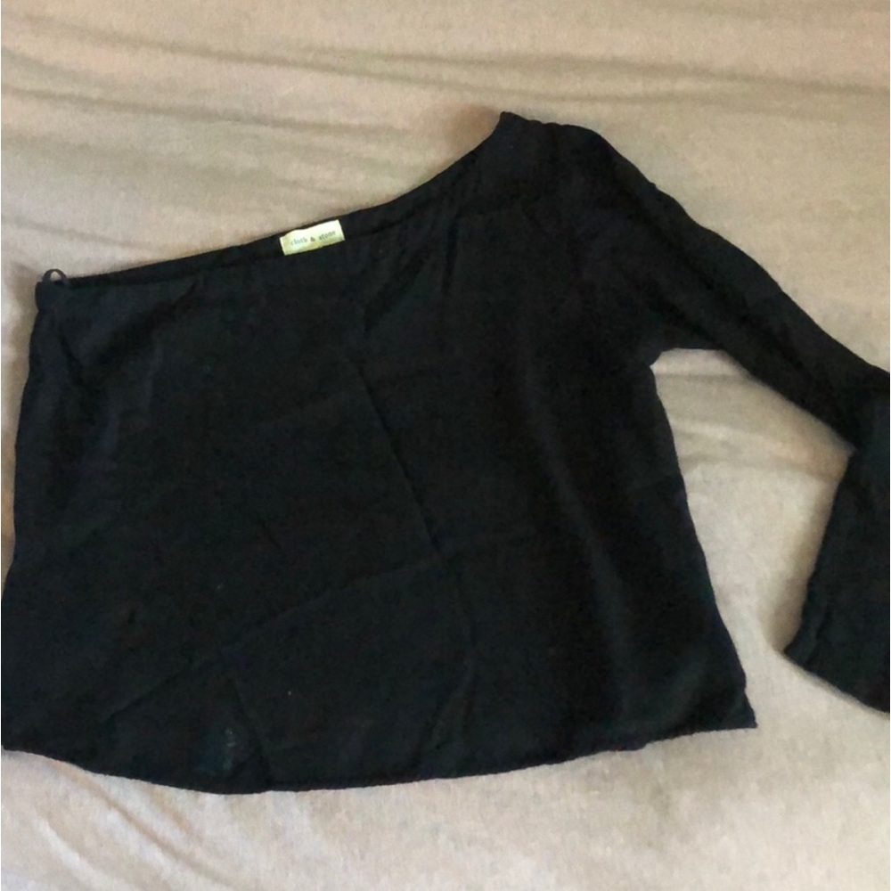 Cloth and Stone one shoulder top